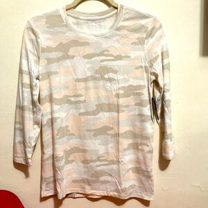 LUCKY BRAND LIGHT CAMO DESIGN 3/4 SLEEVES TEE SMALL